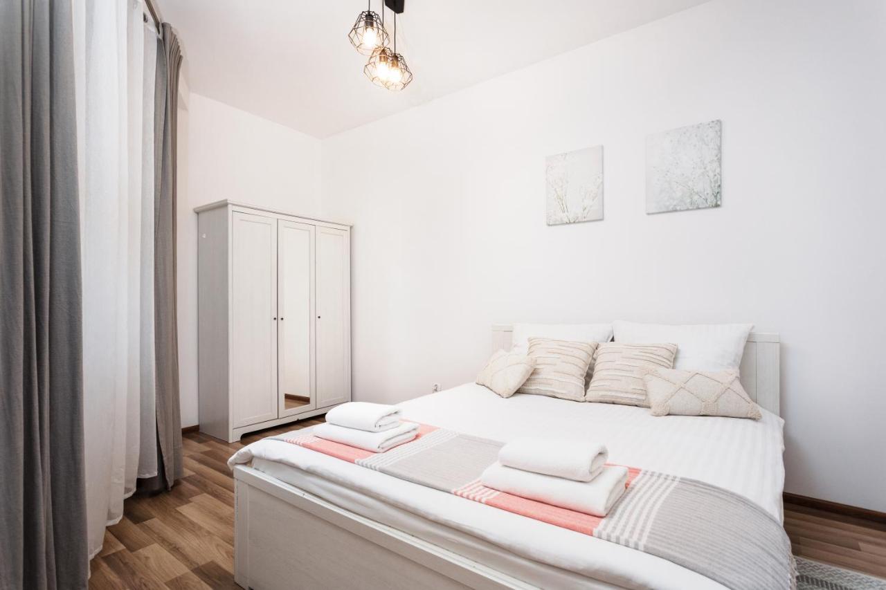 קרקוב City Of The Kings-Camomile Apartment מראה חיצוני תמונה